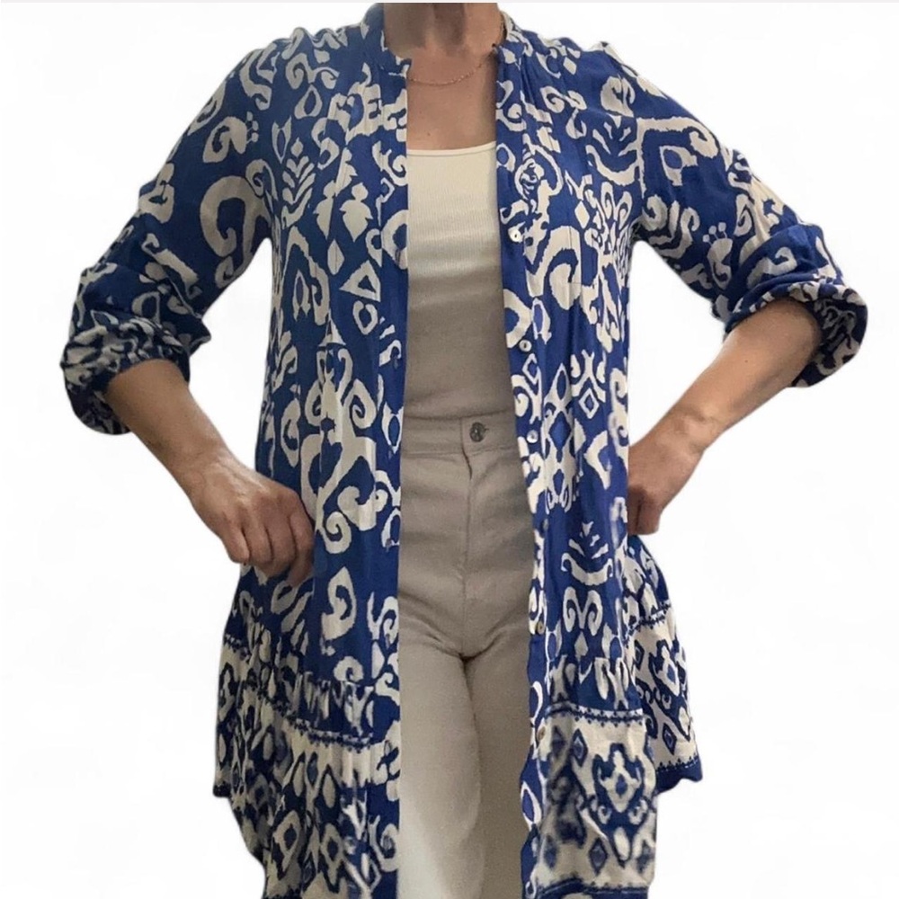 Zara Blue and White Cardigan with Intricate Pattern